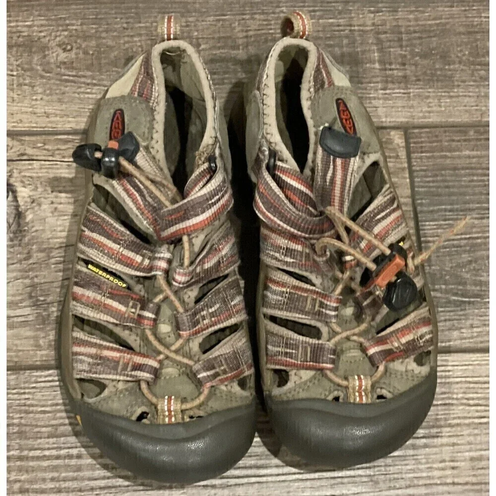 Keen Newport H2 Kids Size 1 Kids Trail Hiking Water Sport Sandals Brown Shoes